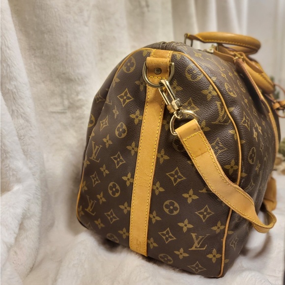 Authentic Louis Vuitton Keepall 50 bandouliere duffel travel bag - Picture 4 of 16